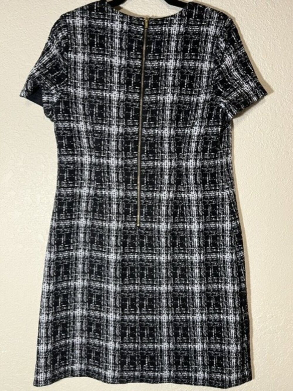 Calvin Klein Size 10 Black/White Sheath Dress Short Sleeve #2111